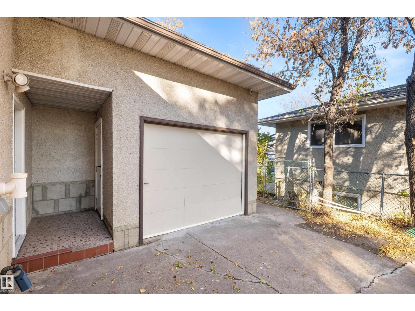 10428 64 Av Nw Nw Property Photo 52