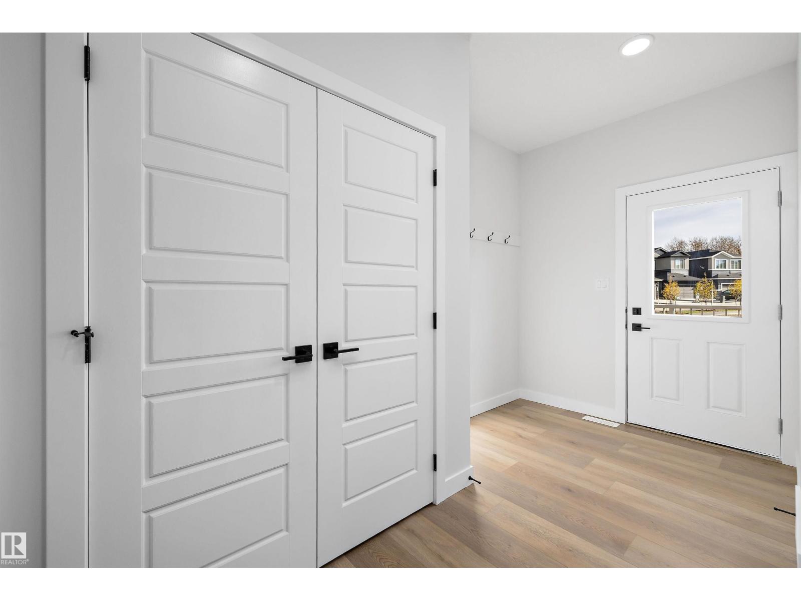 E4512953 Property Photo 15