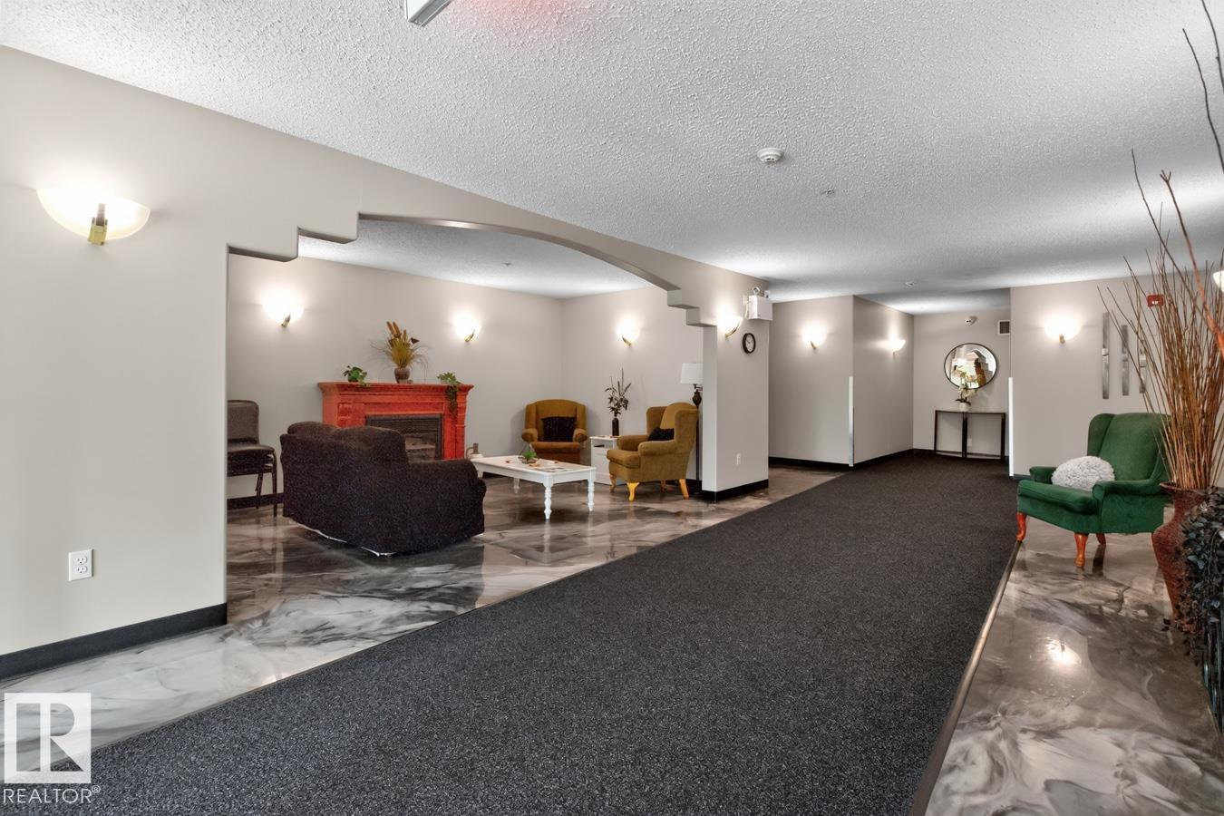 #207 5116 49 Av Property Photo 4