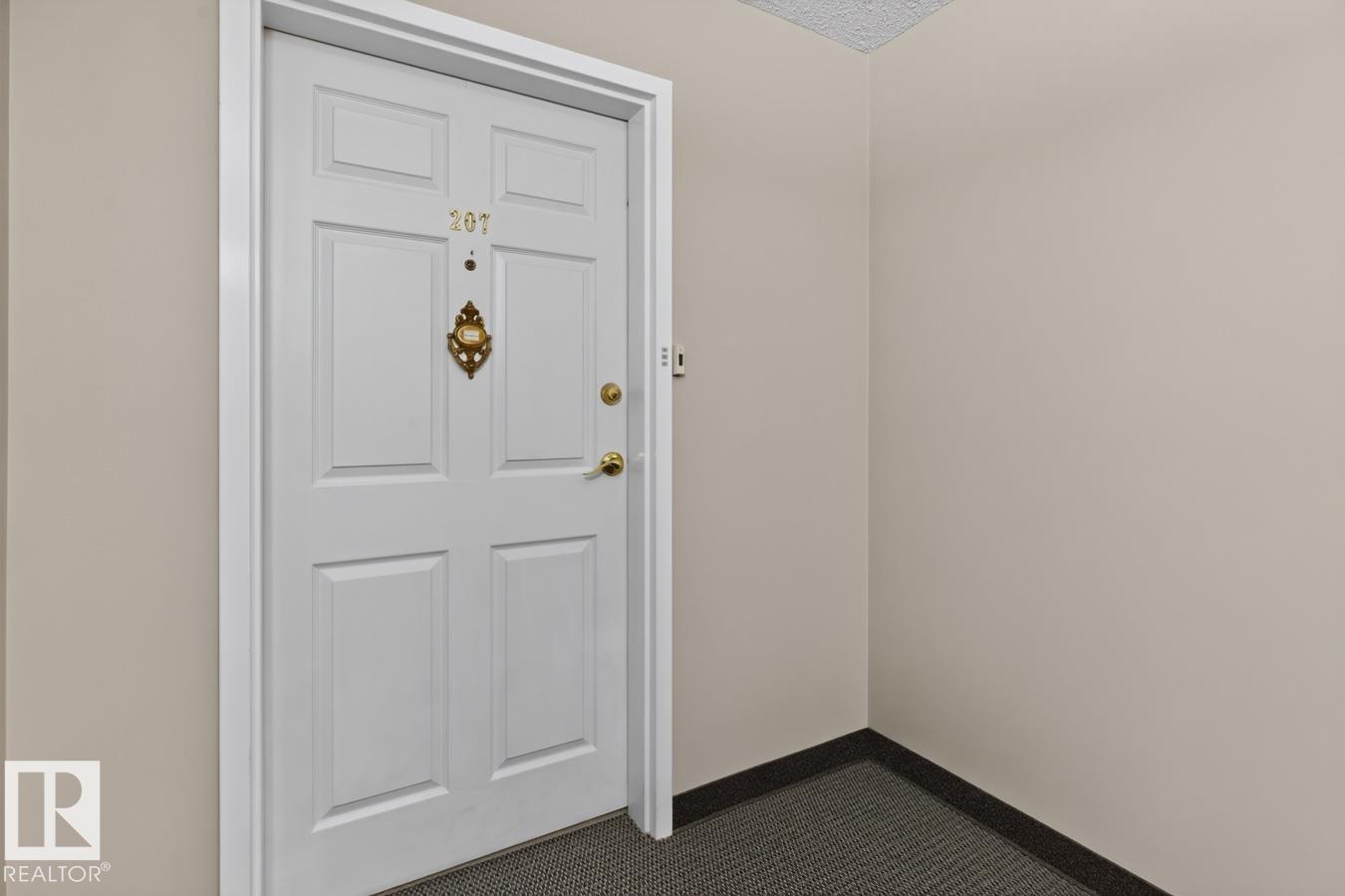 #207 5116 49 Av Property Photo 6