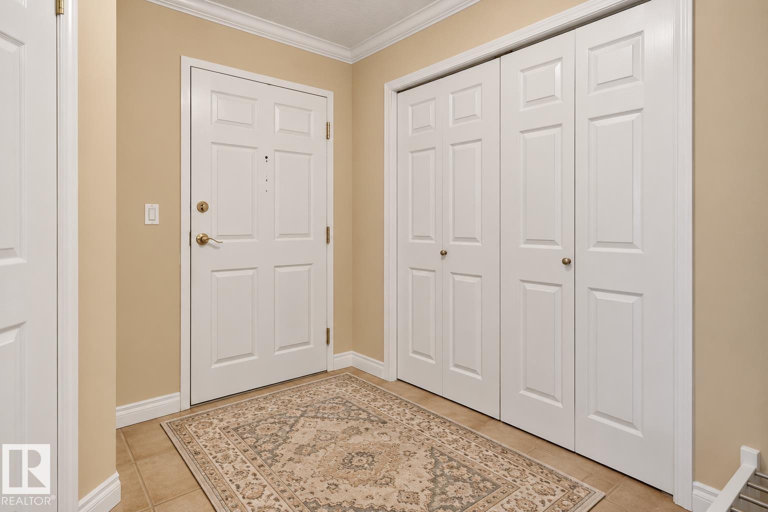 #207 5116 49 Av Property Photo 8