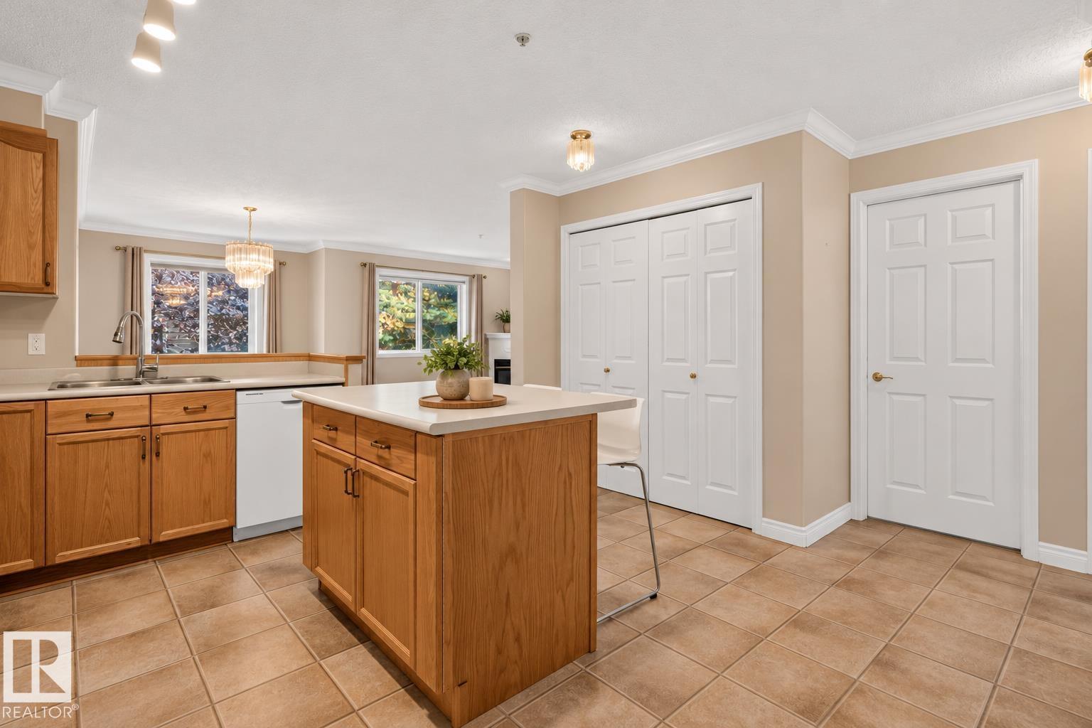 #207 5116 49 Av Property Photo 9