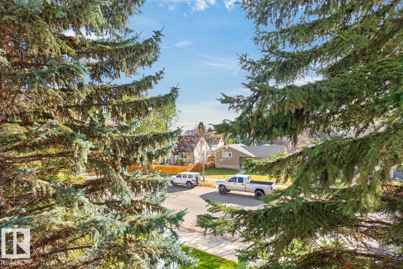 #207 5116 49 Av Property Photo 37