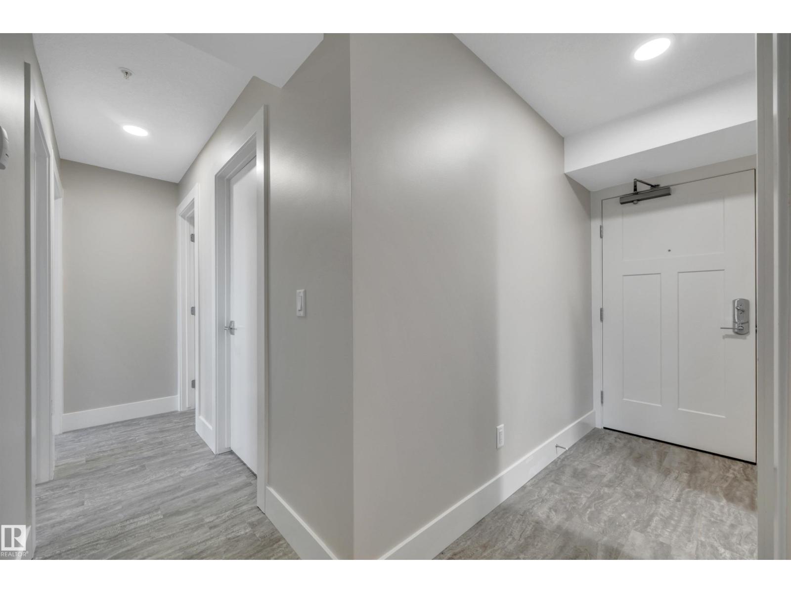 #310 9504 182 St Nw Property Photo 11