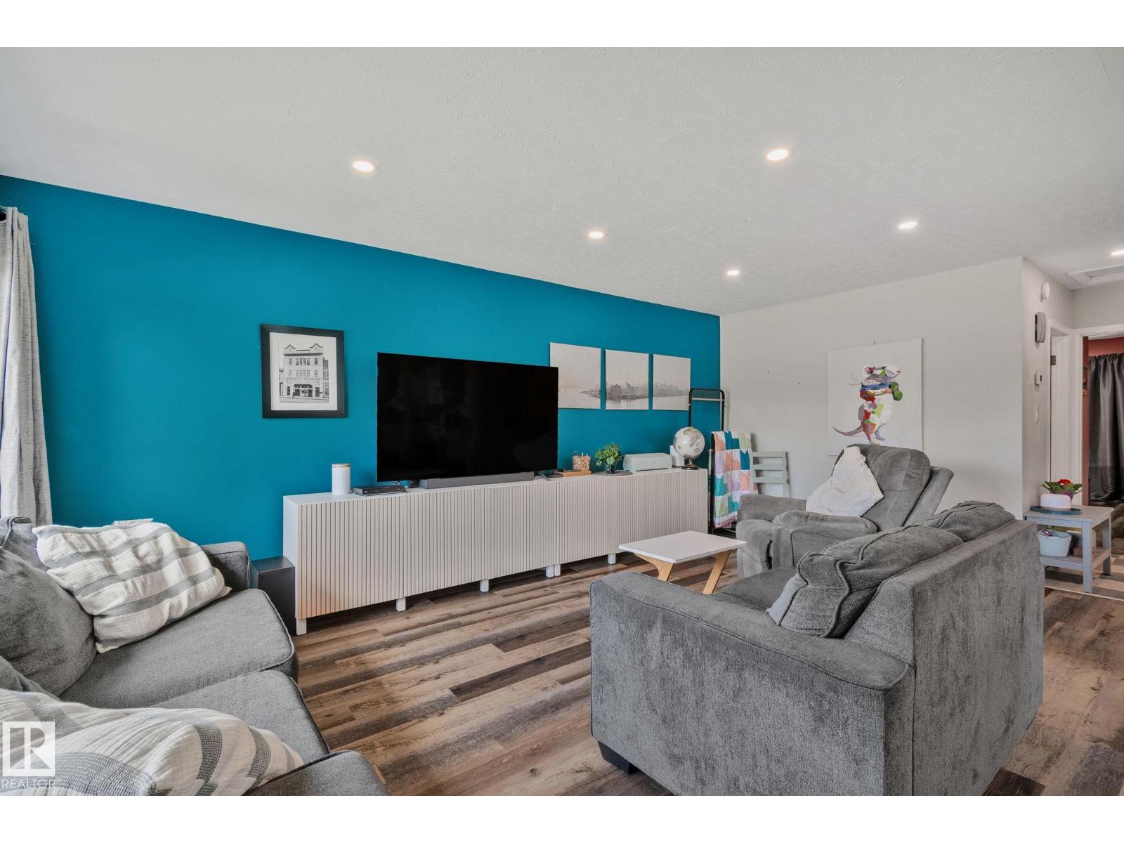 4723 105 St Nw Property Photo 11