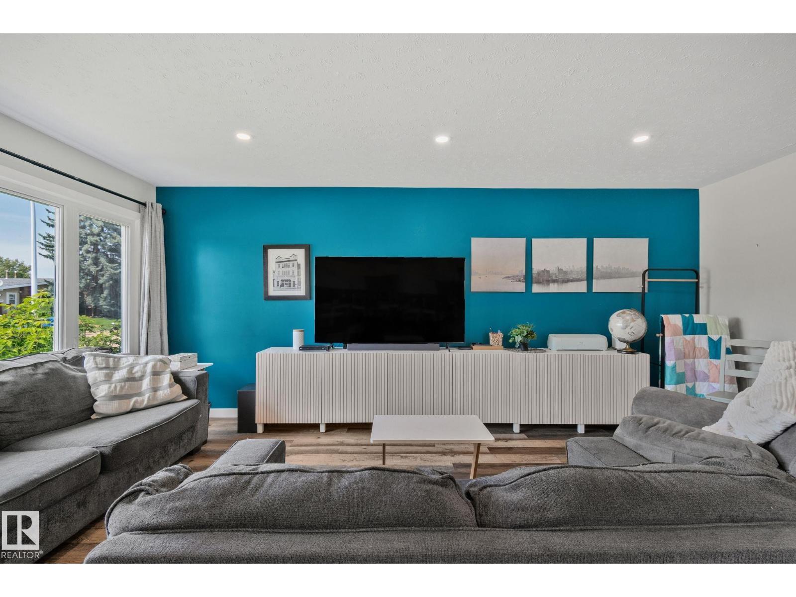 4723 105 St Nw Property Photo 12