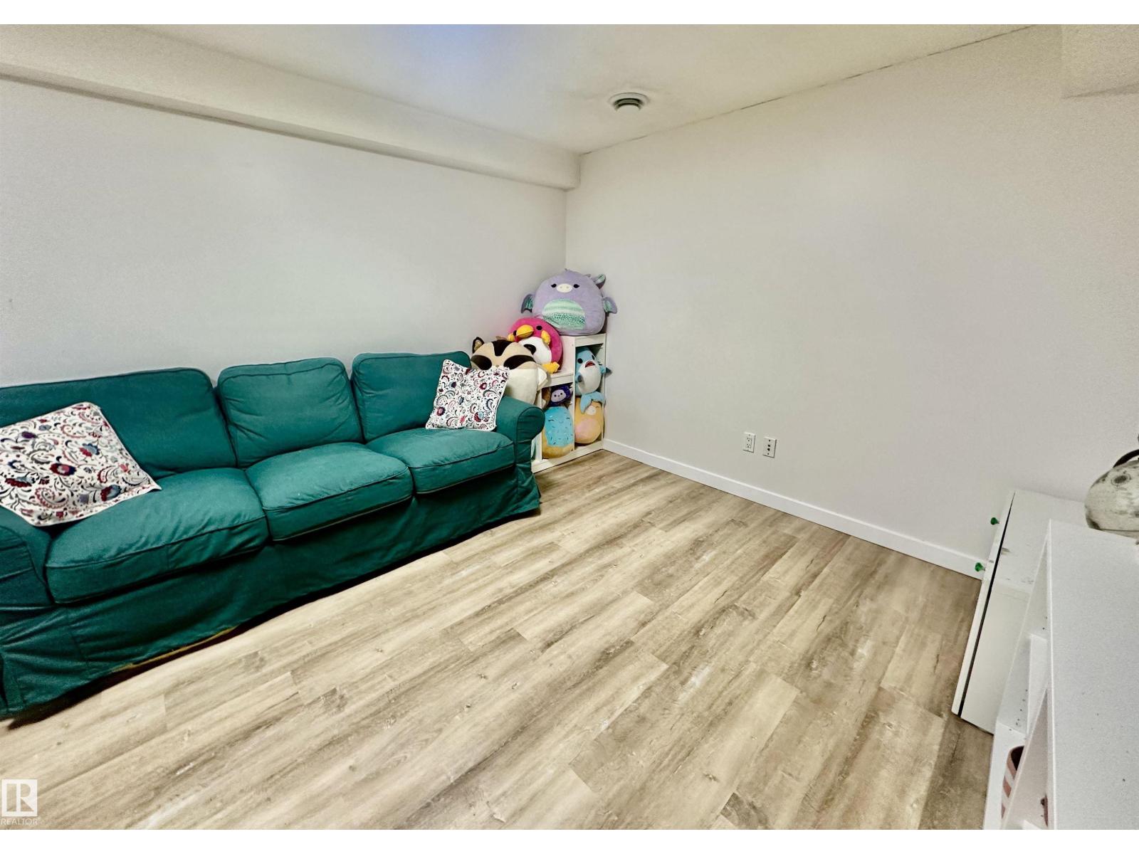 4723 105 St Nw Property Photo 35