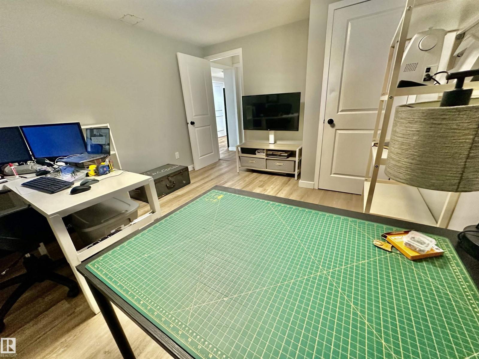 4723 105 St Nw Property Photo 41