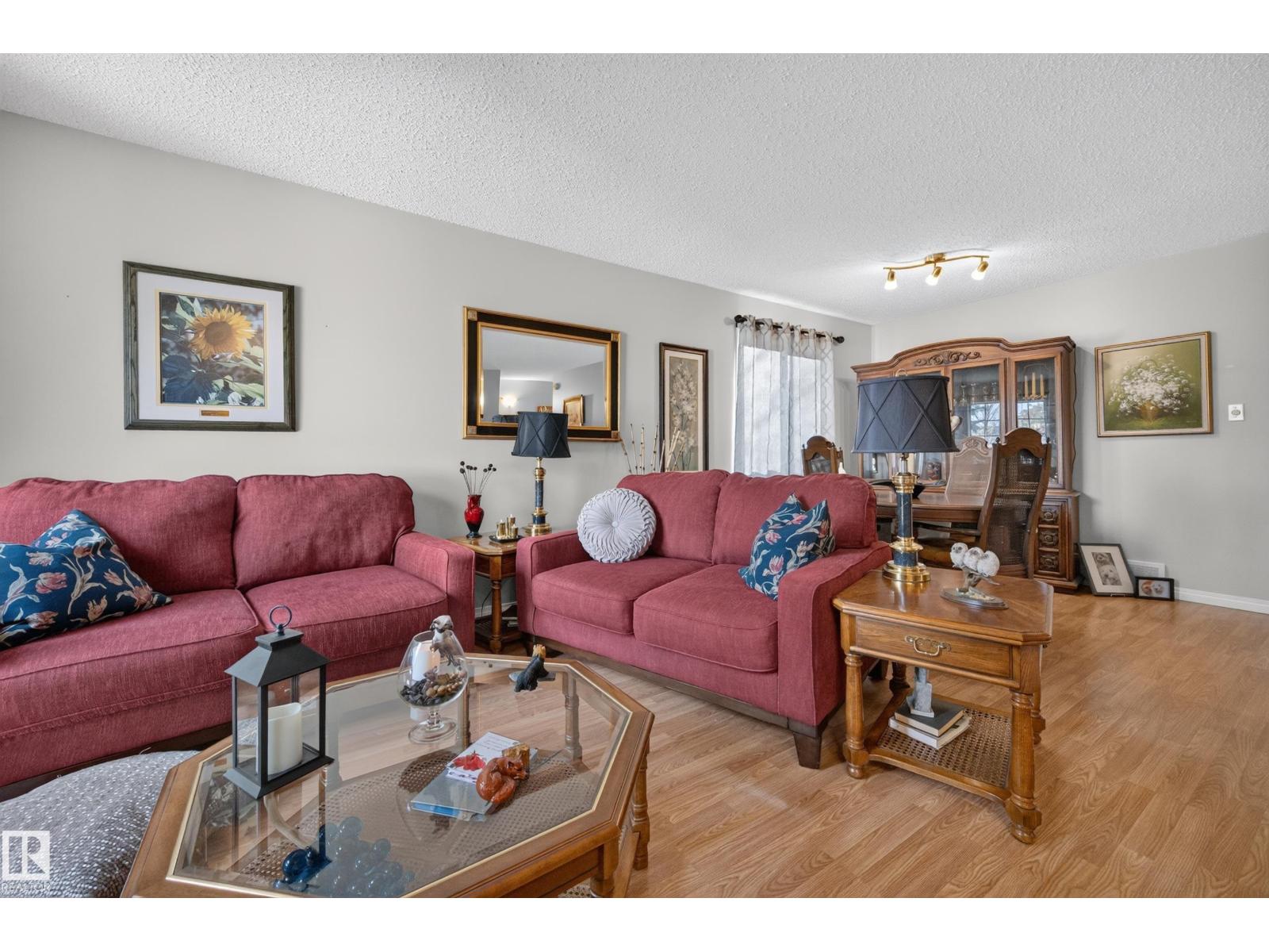 524 Rainbow Cr Property Photo 4