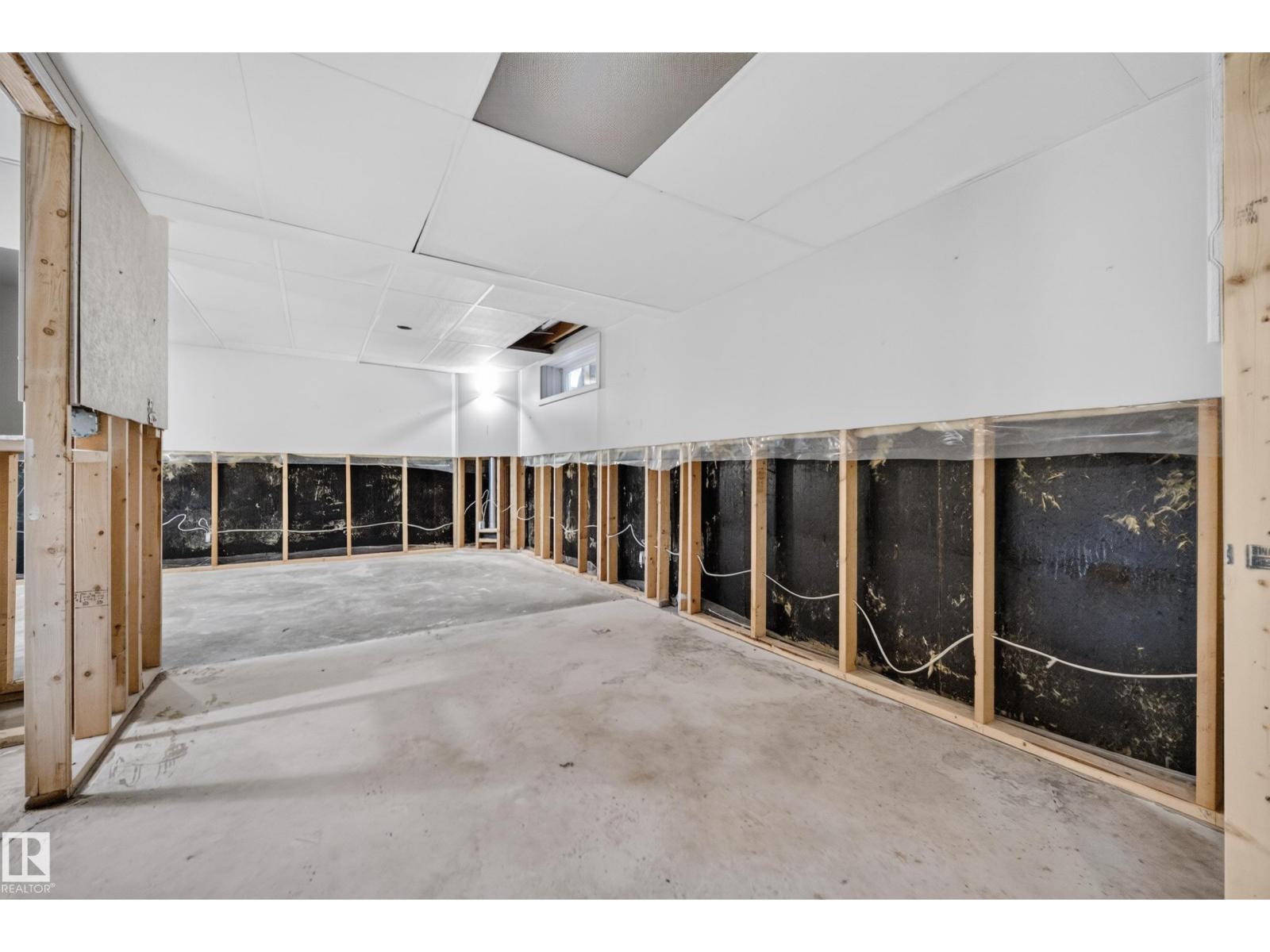 524 Rainbow Cr Property Photo 26