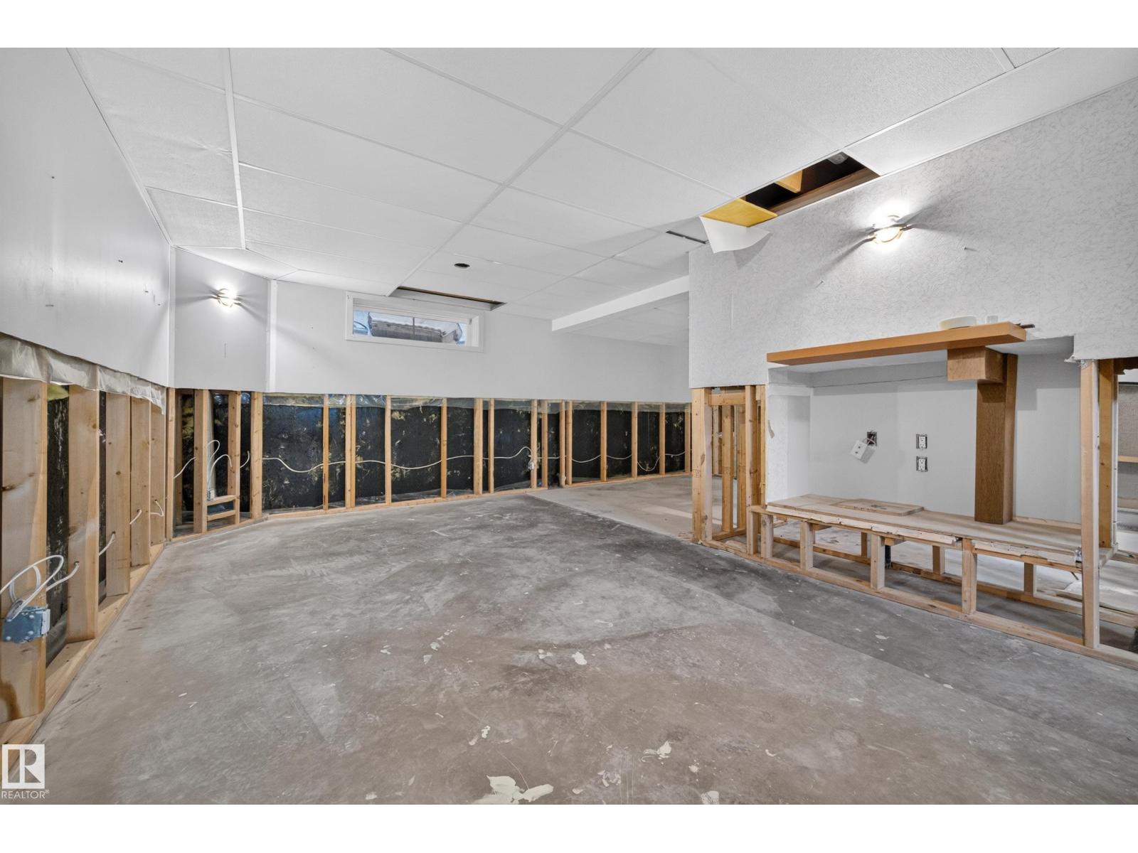 524 Rainbow Cr Property Photo 27