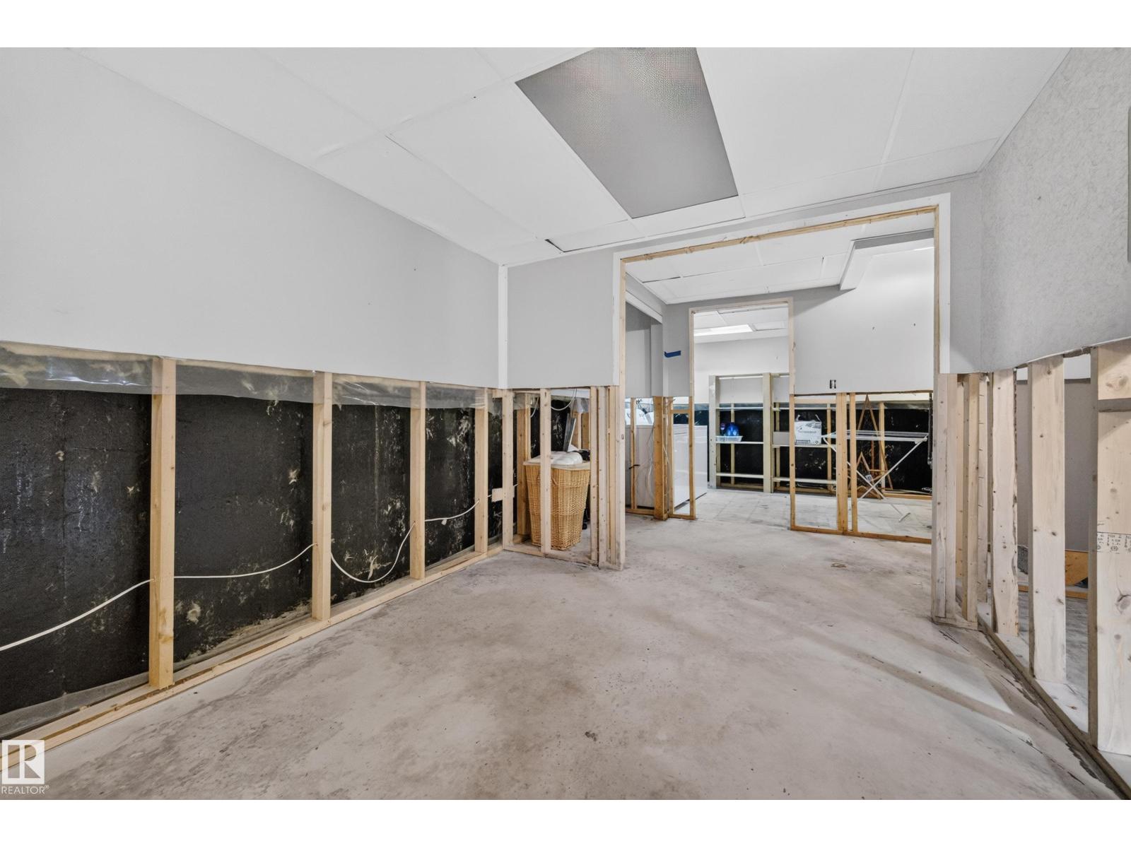 524 Rainbow Cr Property Photo 29