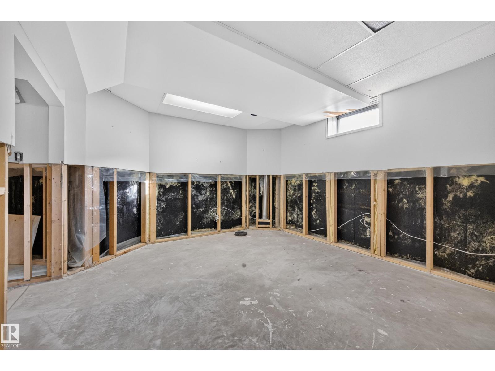 524 Rainbow Cr Property Photo 32