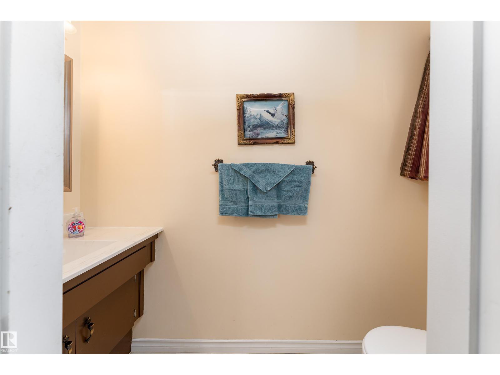 7 Camelot Cr Property Photo 16