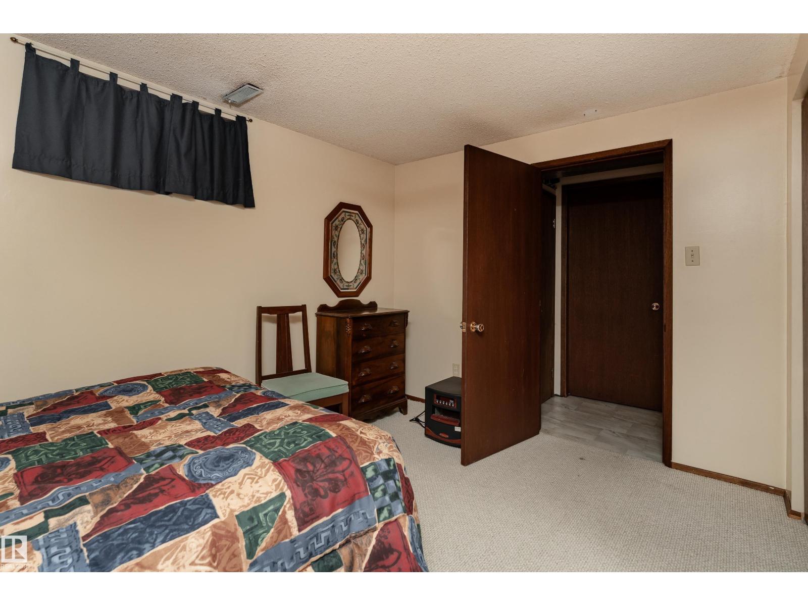 7 Camelot Cr Property Photo 28