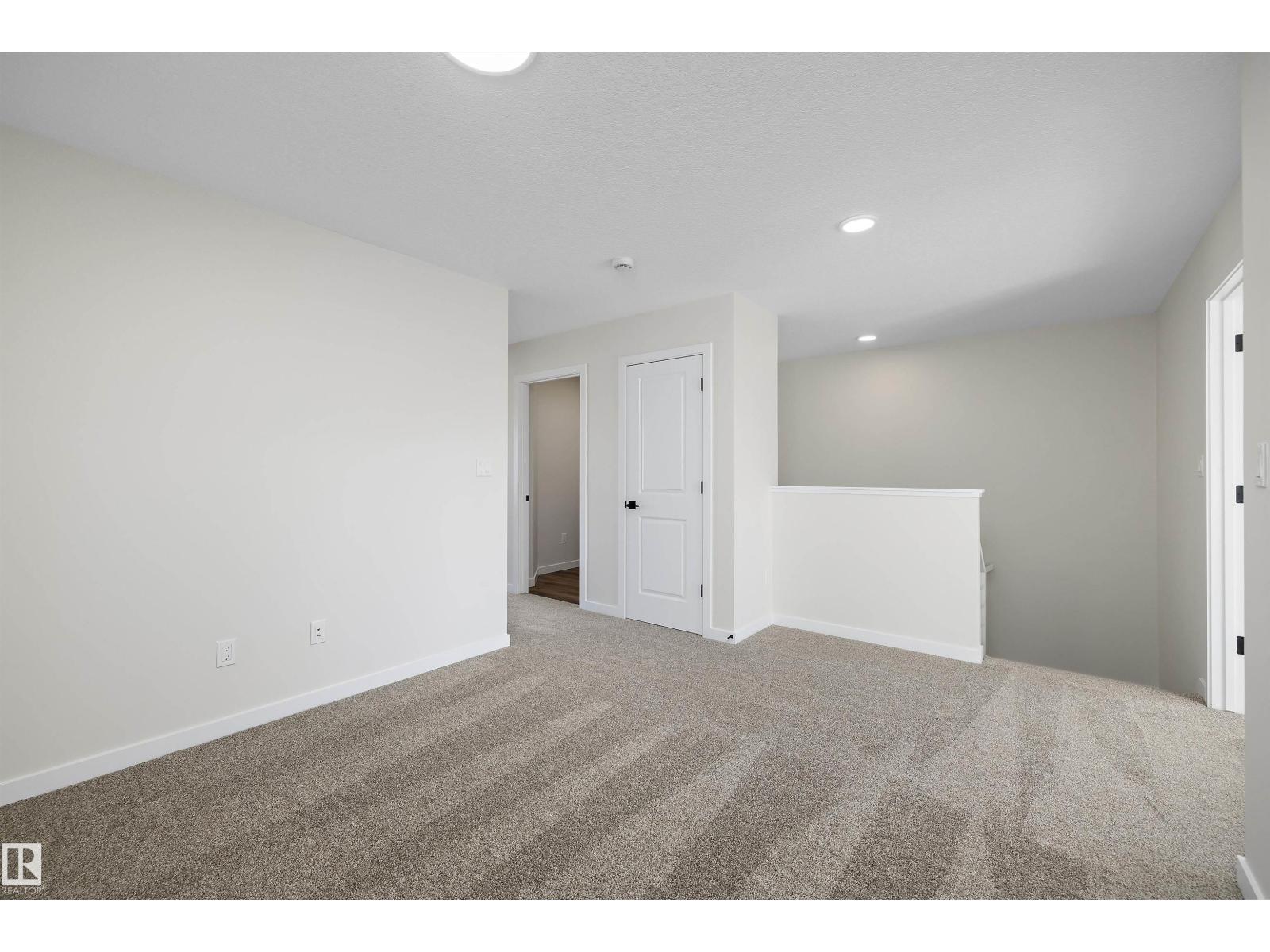 5308 Hawthorn Close Sw Property Photo 22