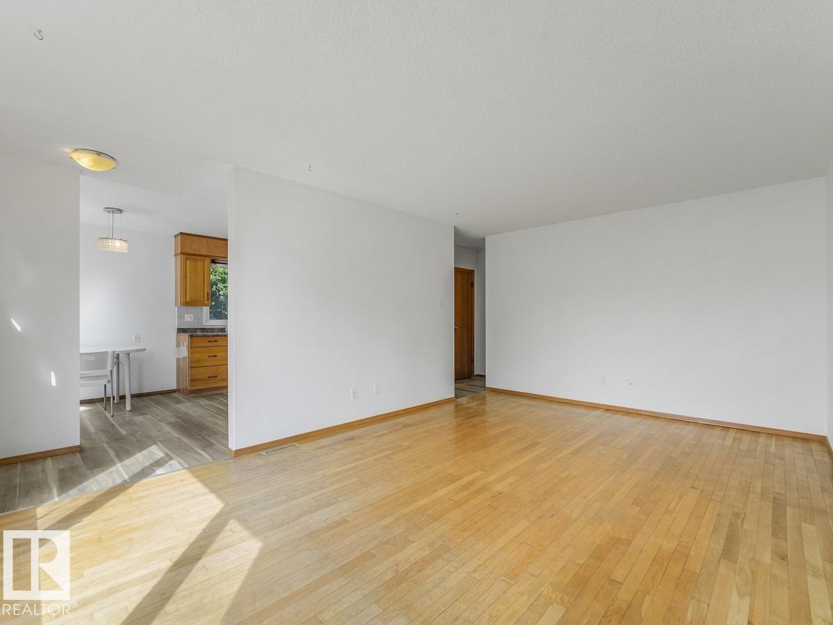 16428 88 Av Nw Property Photo 7