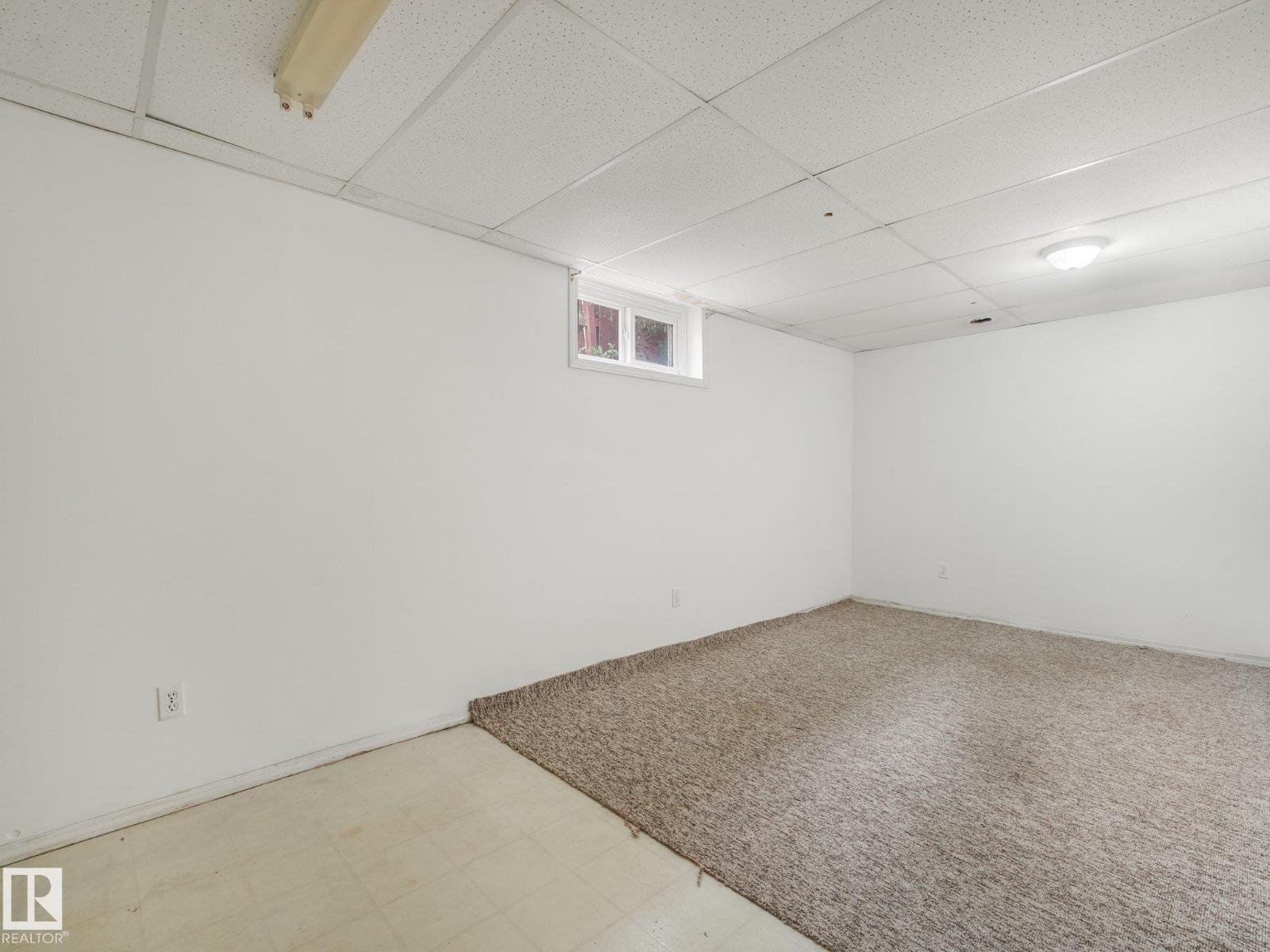 16428 88 Av Nw Property Photo 23