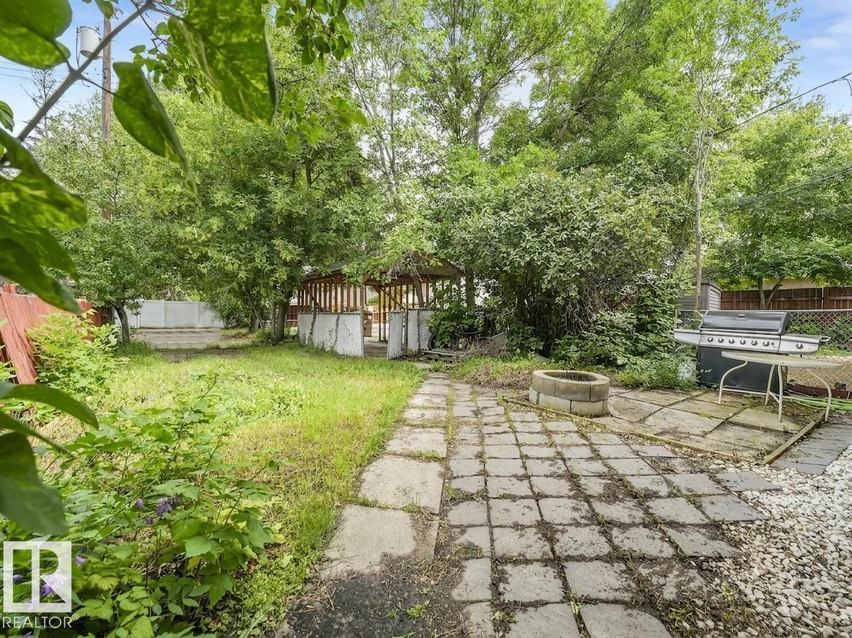 16428 88 Av Nw Property Photo 31