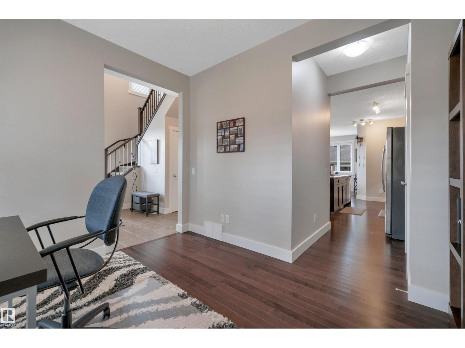 293 Griesbach Rd Nw Property Photo 20