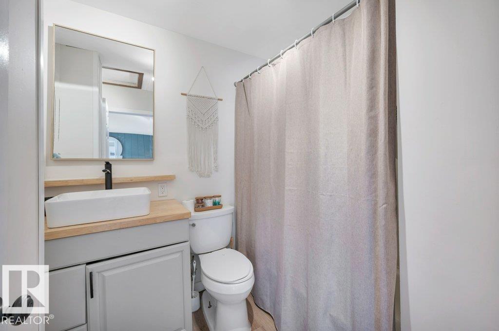 4820 49 St Property Photo 25