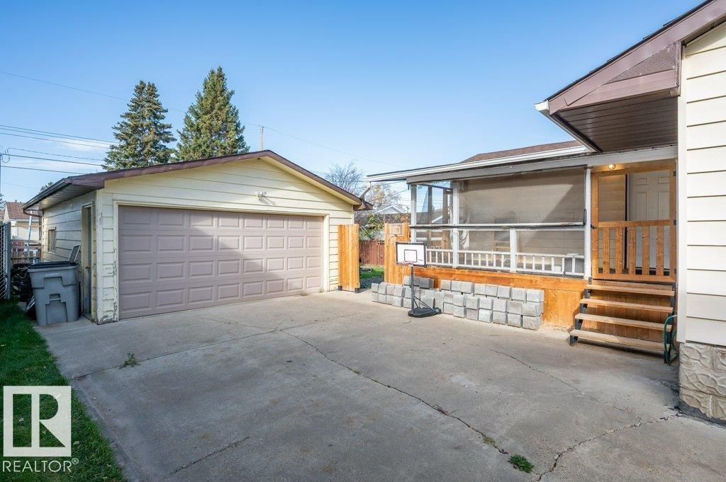 4820 49 St Property Photo 40