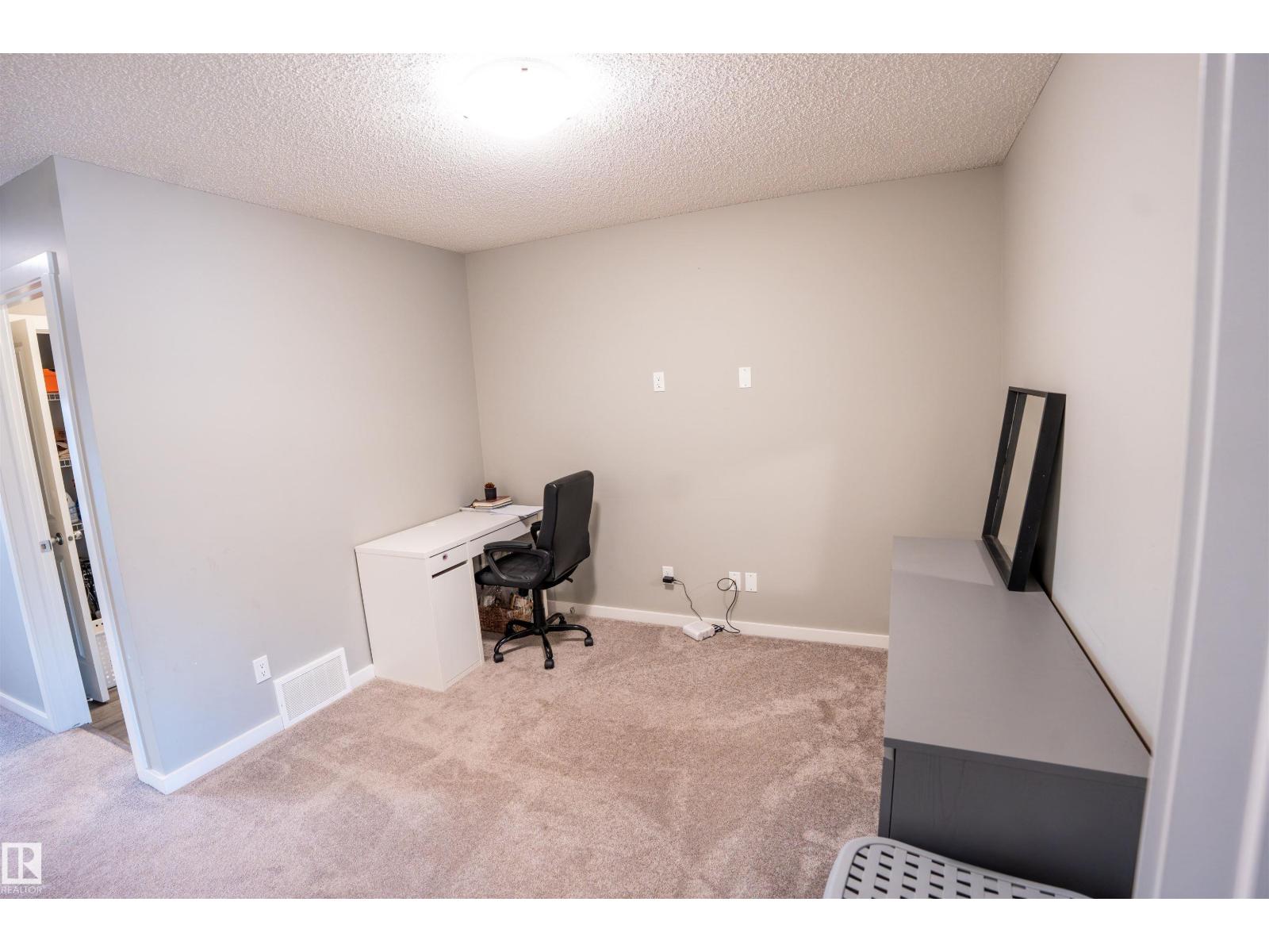 2310 Wonnacott Cr Sw Sw Property Photo 21