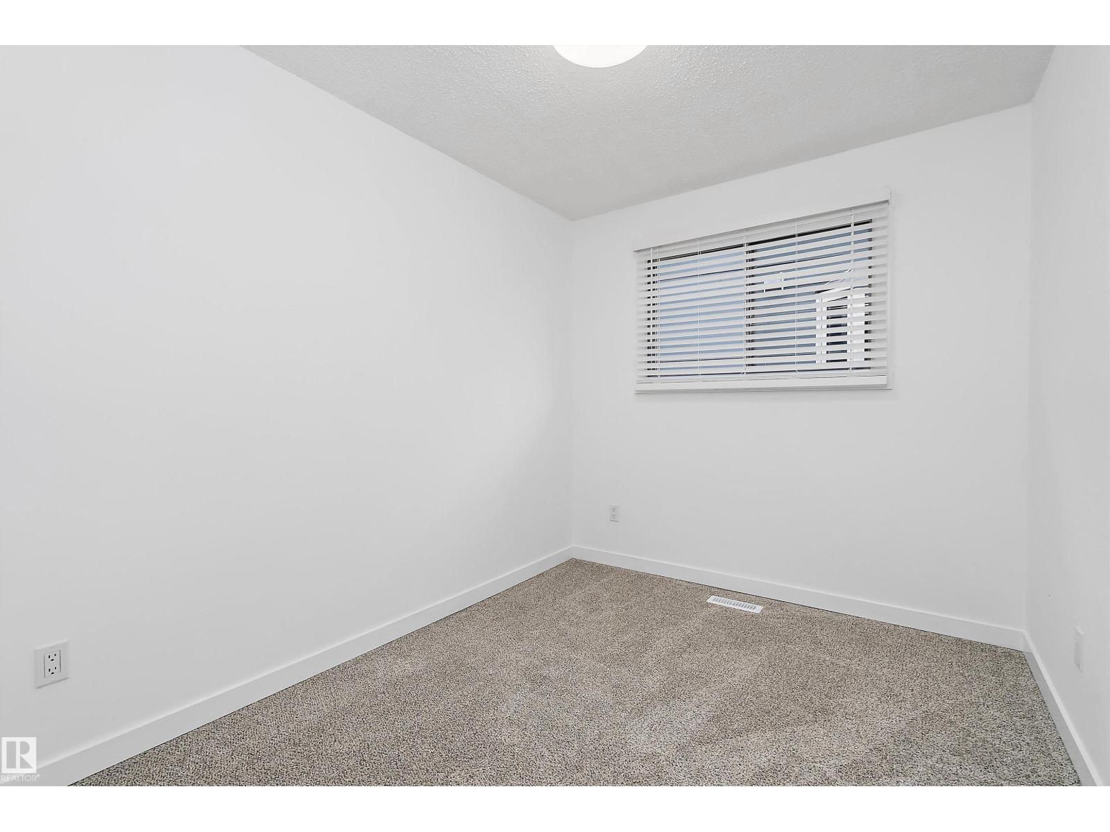 8612 30 Av Nw Nw Property Photo 21