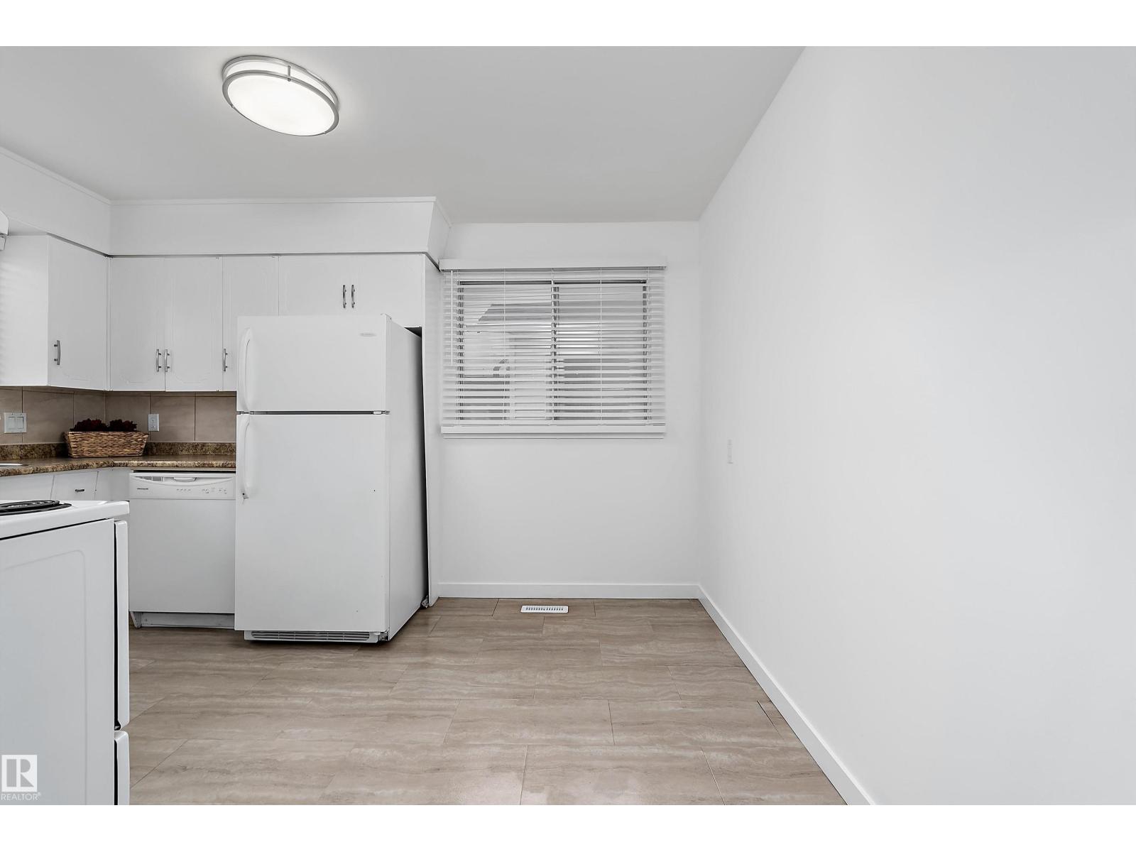 8612 30 Av Nw Nw Property Photo 29