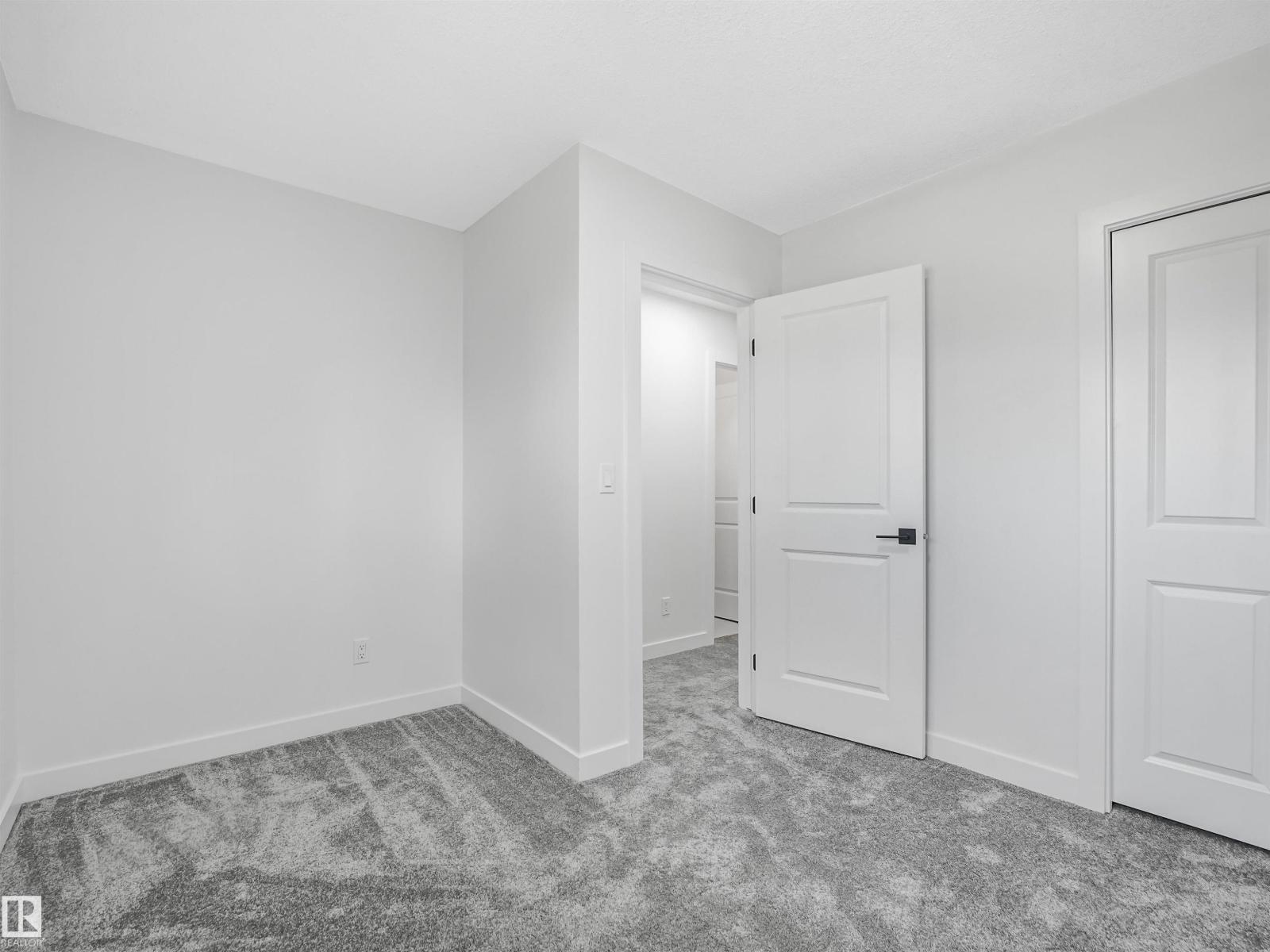 2345 139 Av Nw Property Photo 17