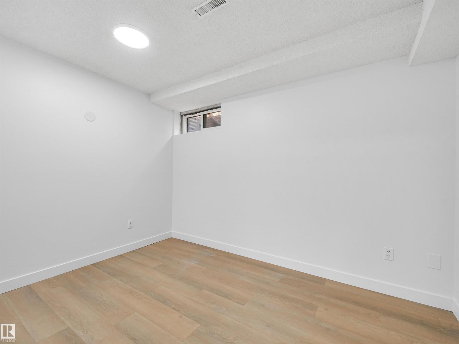 2345 139 Av Nw Property Photo 25
