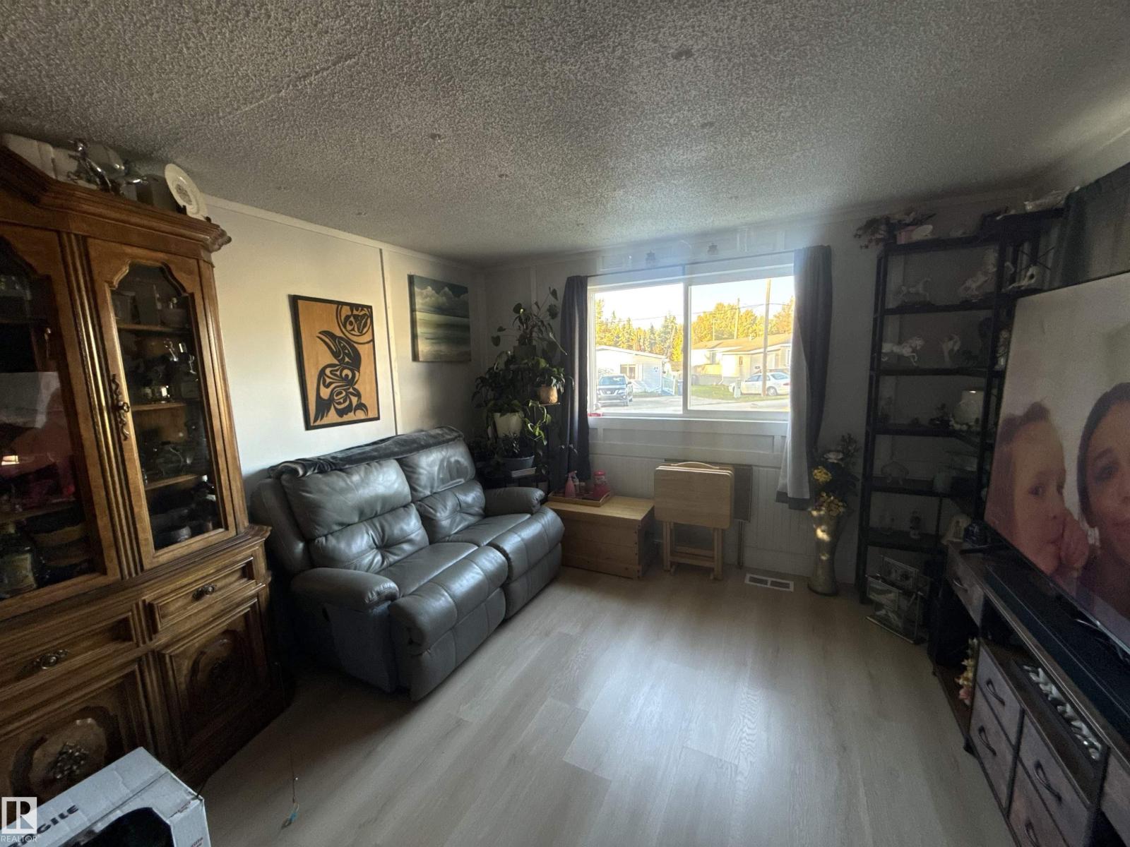 186 305 Calahoo Rd Property Photo 6