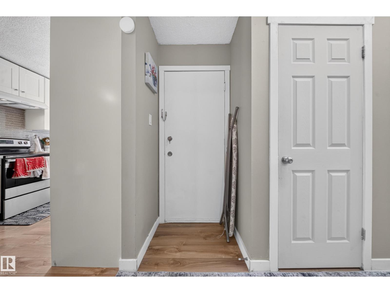 3816 85 St Nw Nw Property Photo 17