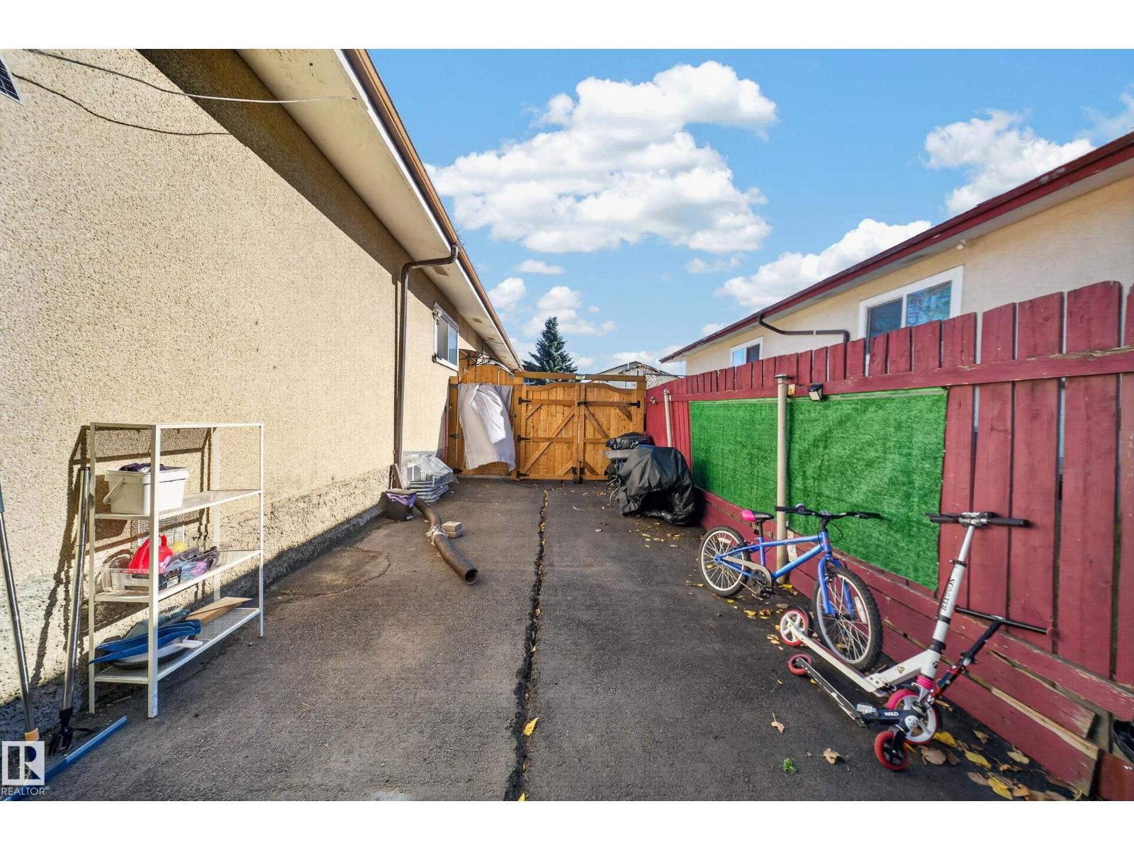 3816 85 St Nw Nw Property Photo 44