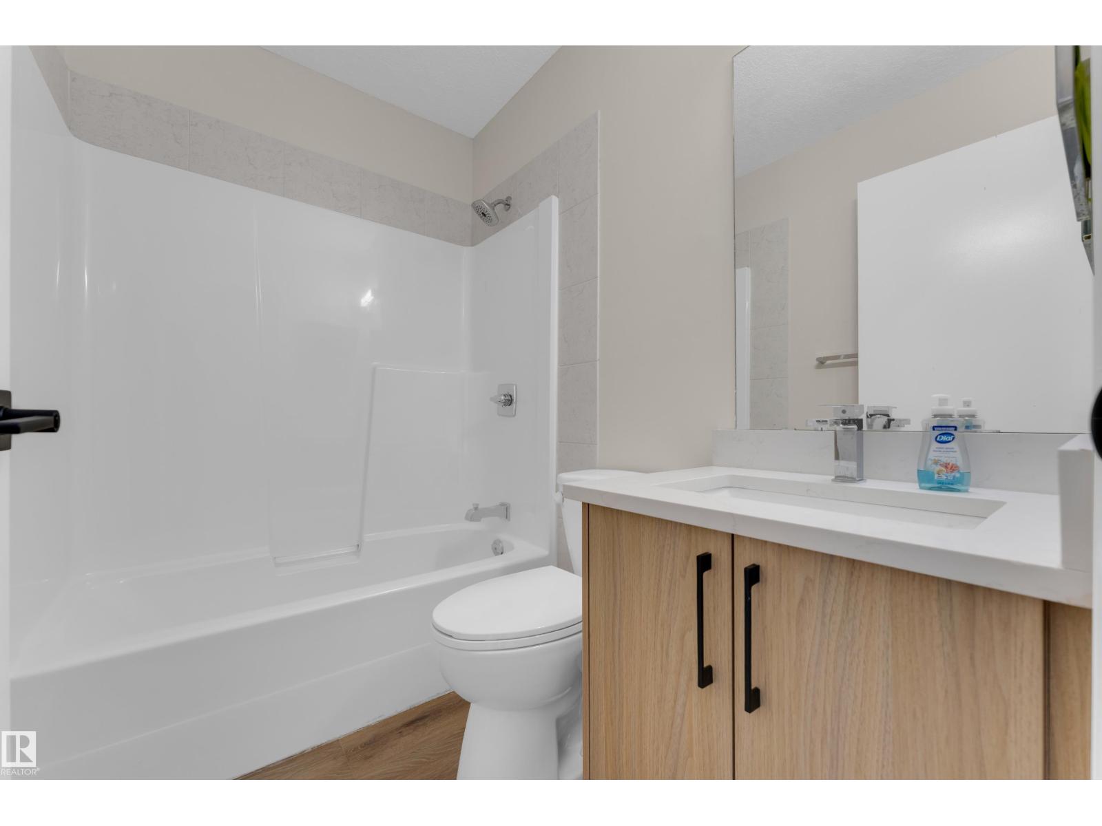 3527 44a Av Nw Property Photo 11