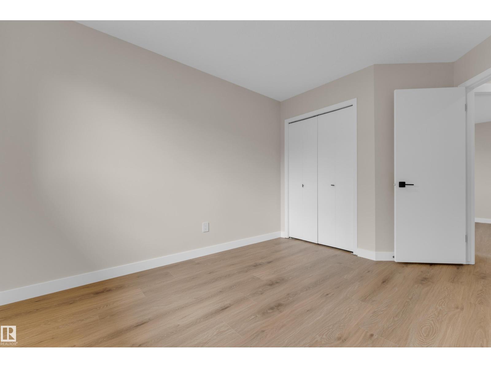3527 44a Av Nw Property Photo 15