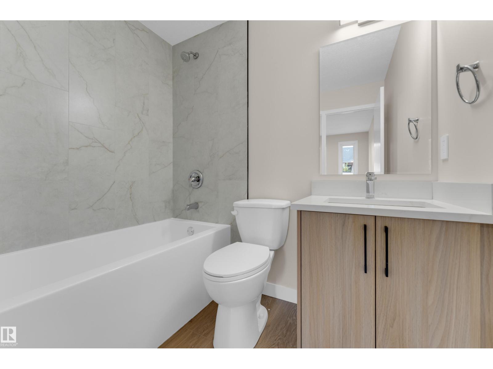 3527 44a Av Nw Property Photo 18