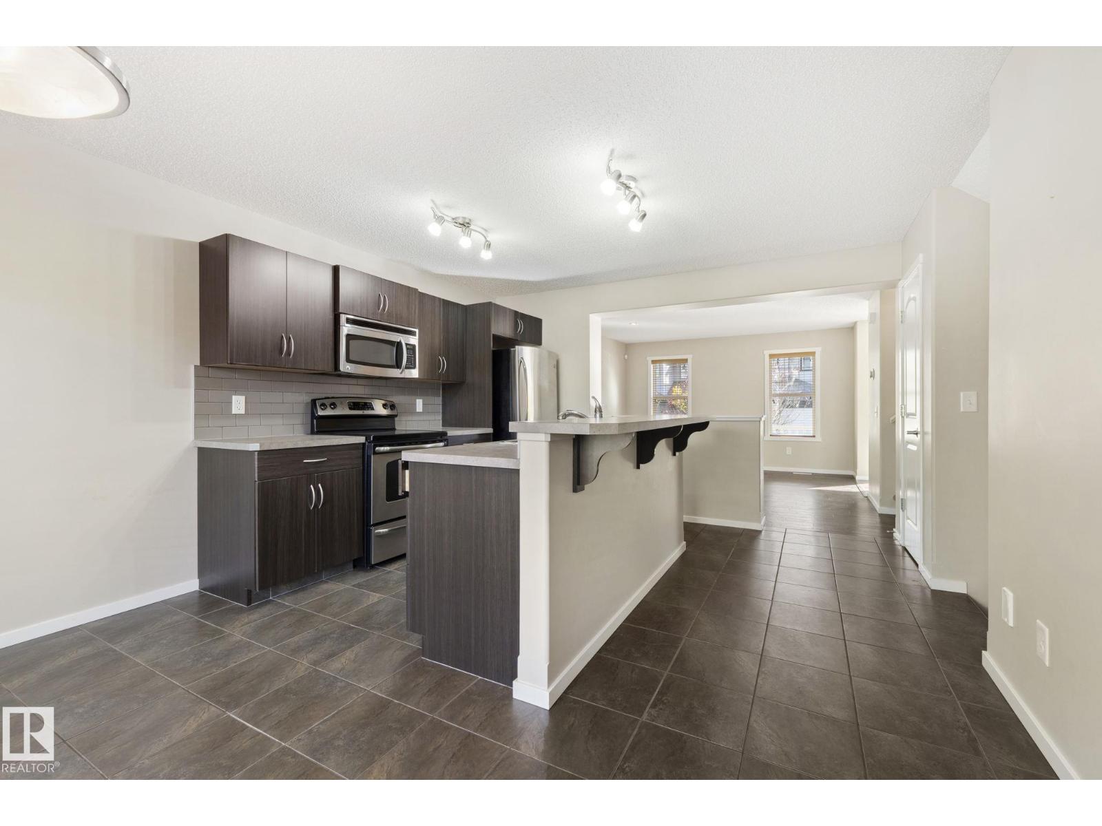 120 57 St Sw Property Photo 14