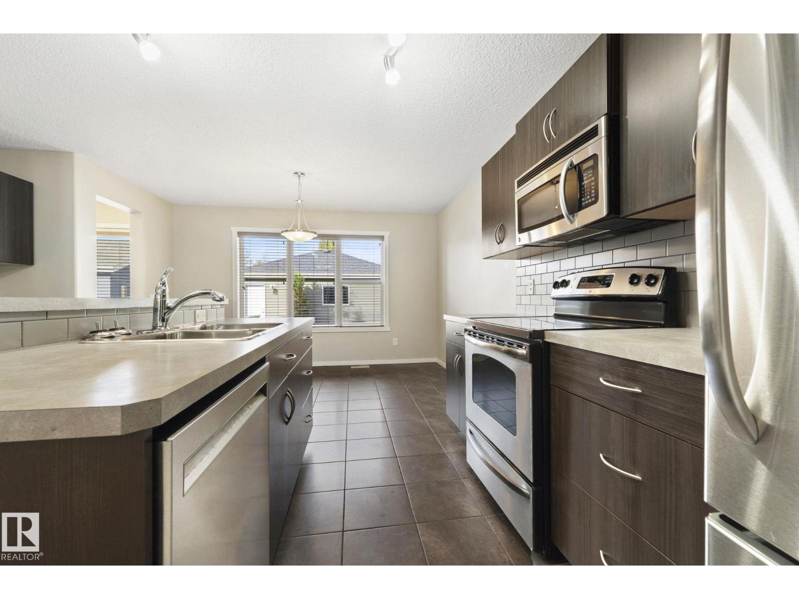 120 57 St Sw Property Photo 15
