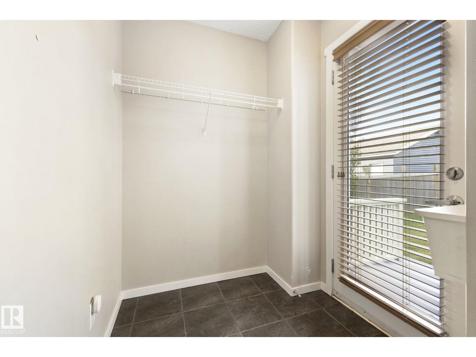 120 57 St Sw Property Photo 25