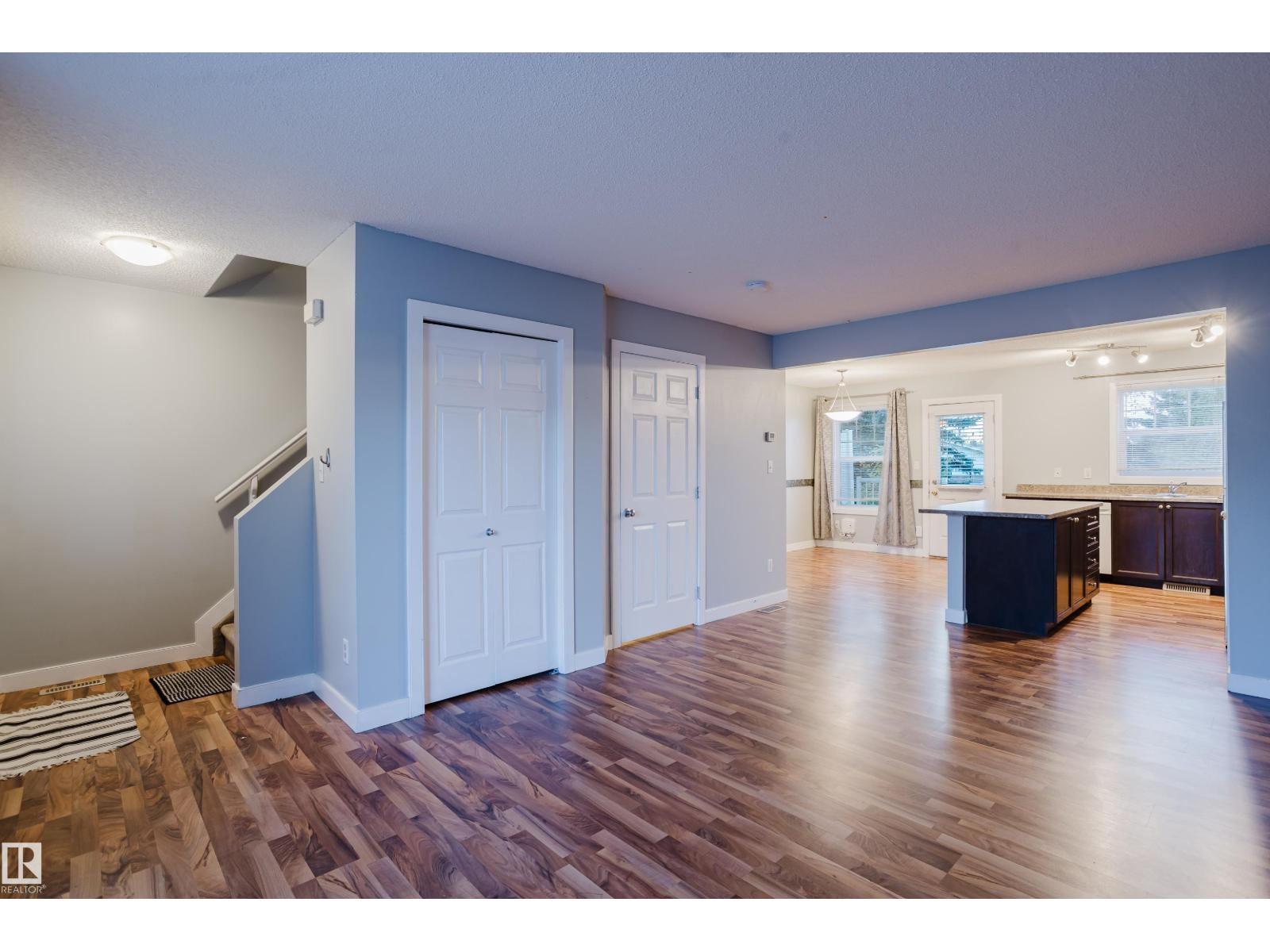 #30 6032 38 Av Nw Property Photo 6