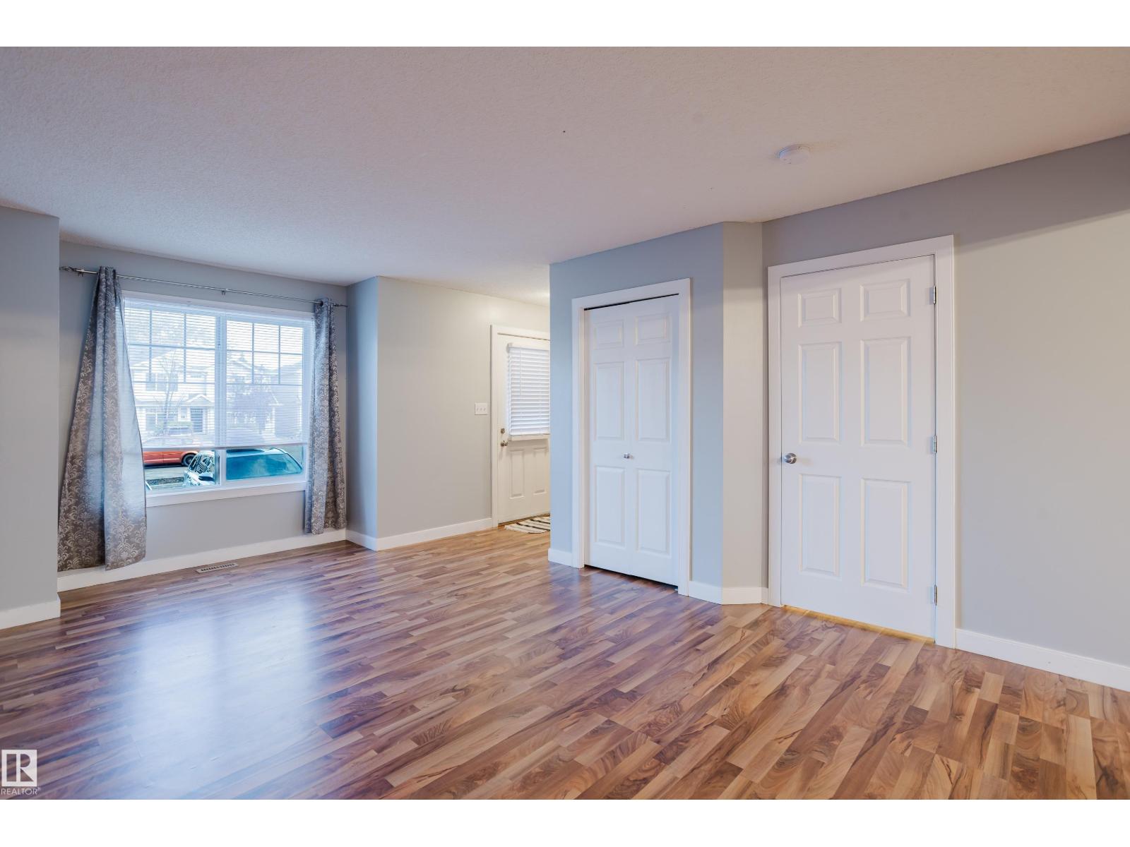 #30 6032 38 Av Nw Property Photo 9
