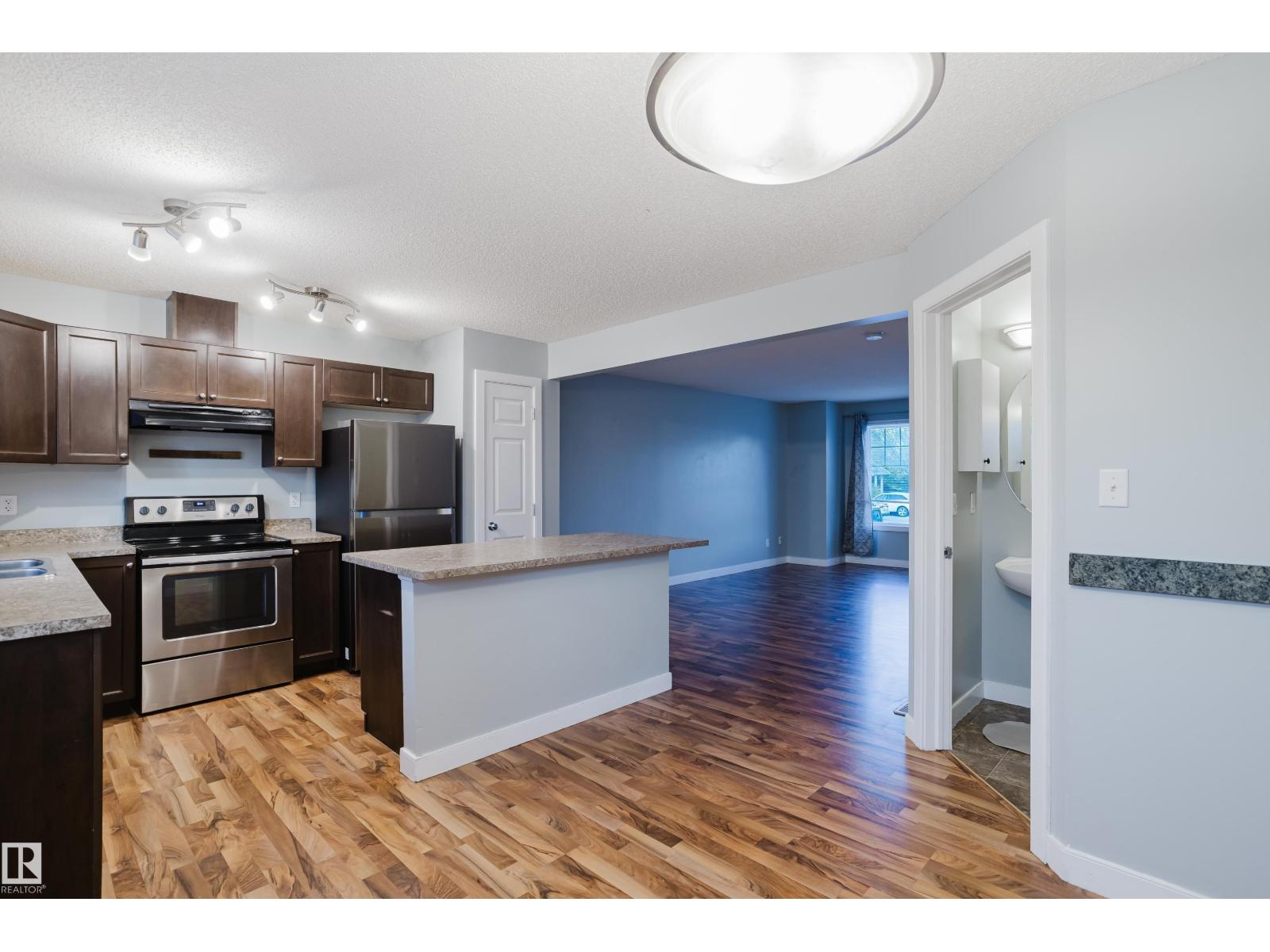 #30 6032 38 Av Nw Property Photo 19