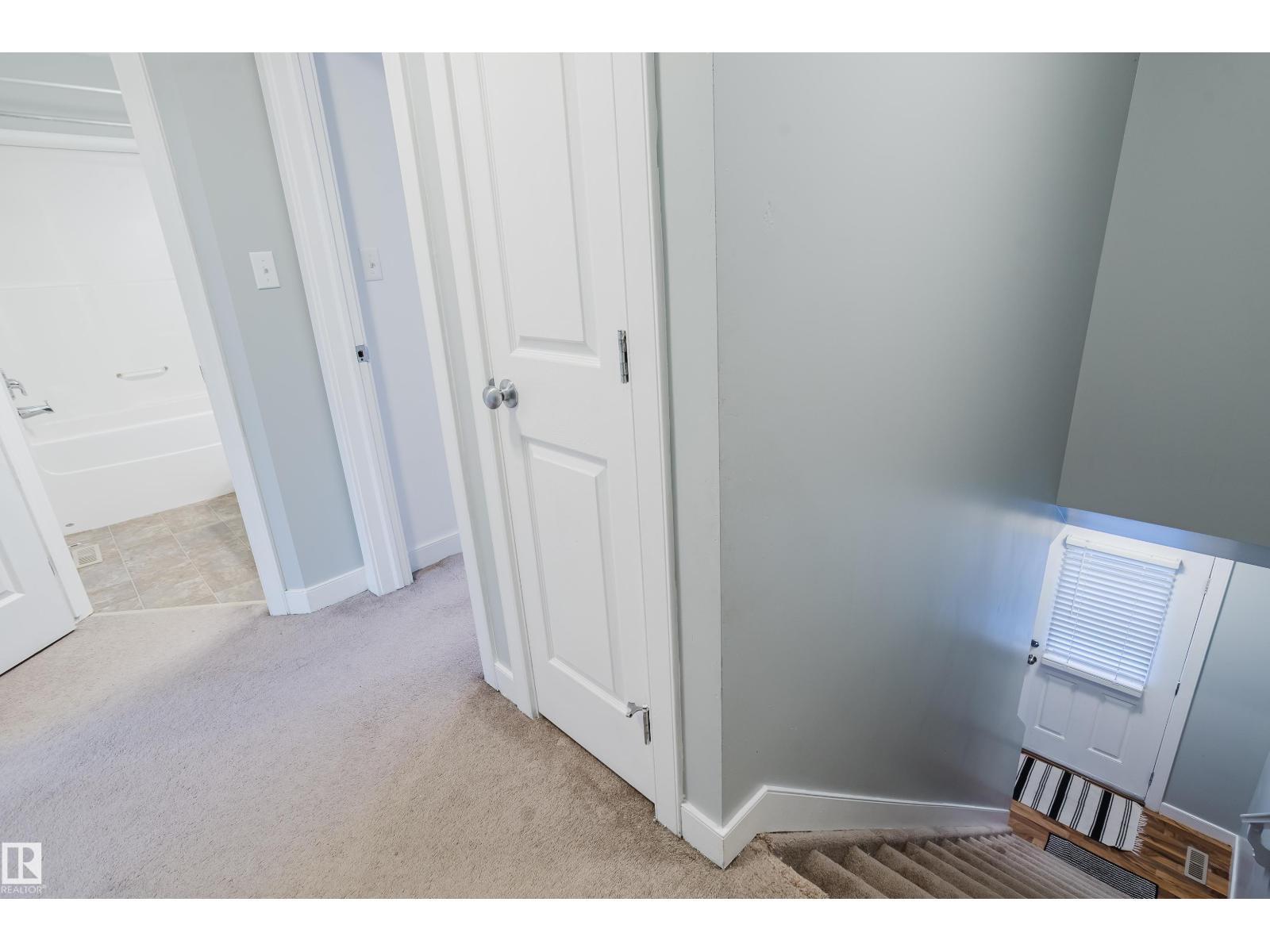 #30 6032 38 Av Nw Property Photo 22