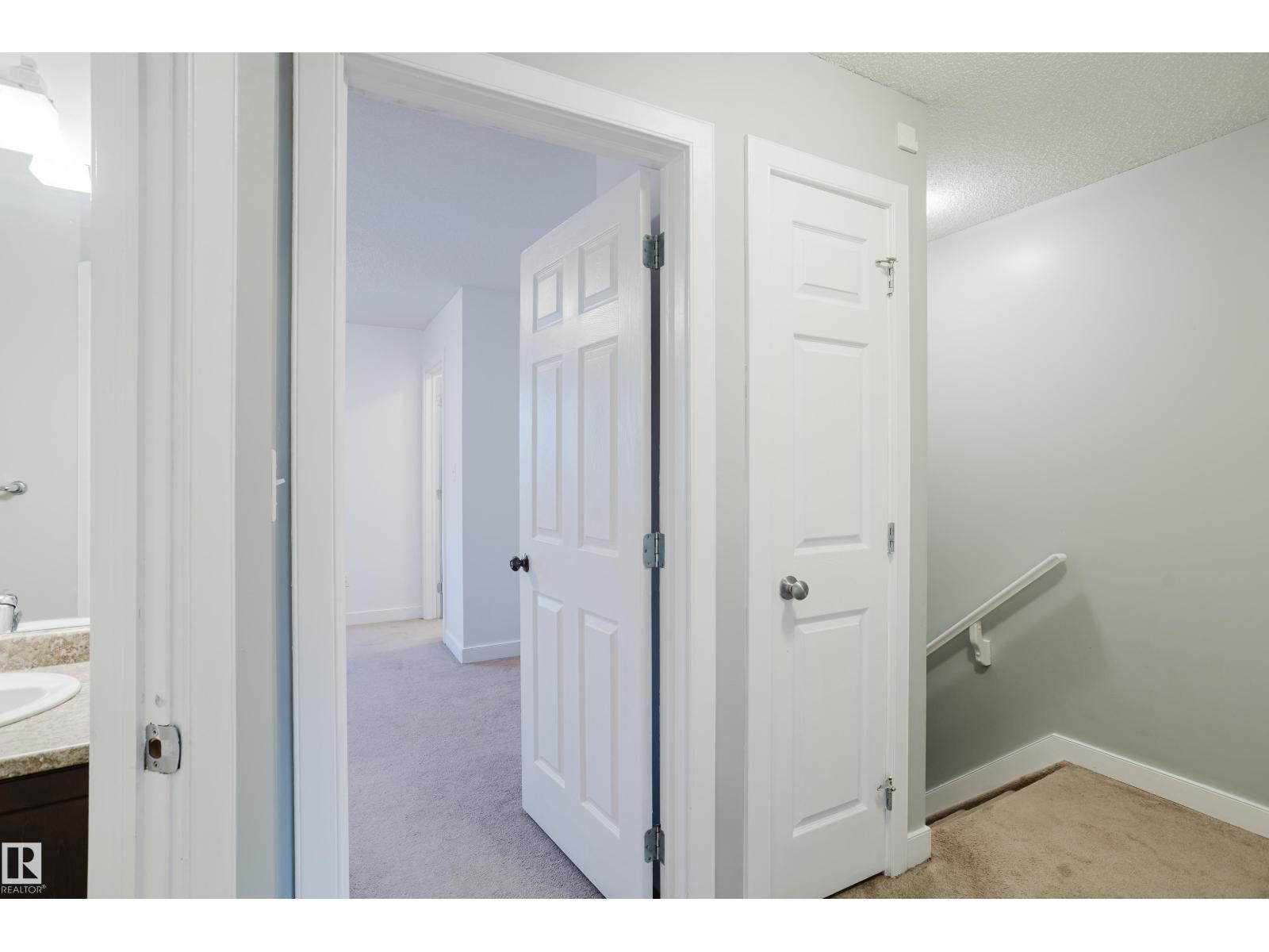 #30 6032 38 Av Nw Property Photo 23