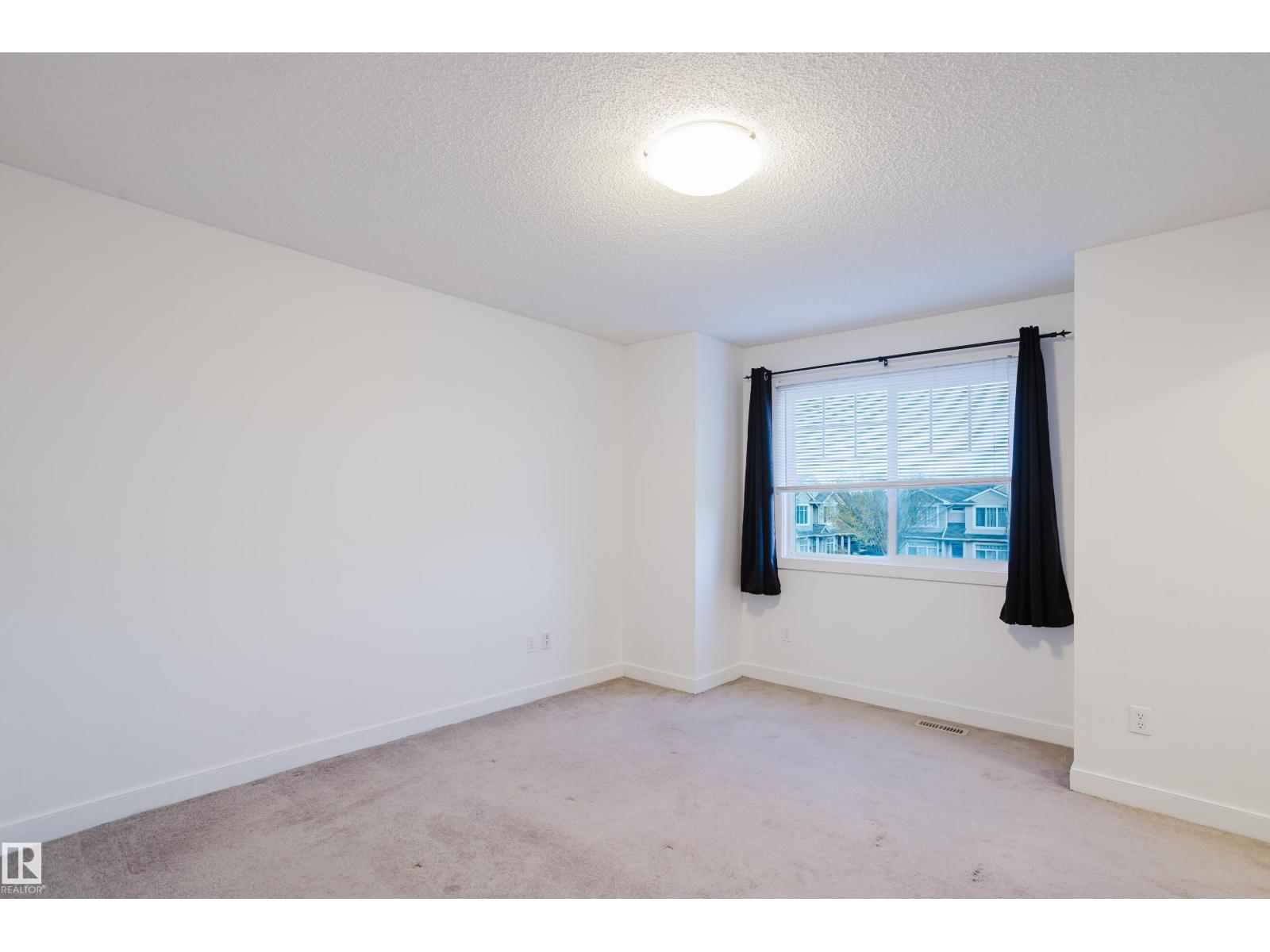 #30 6032 38 Av Nw Property Photo 24