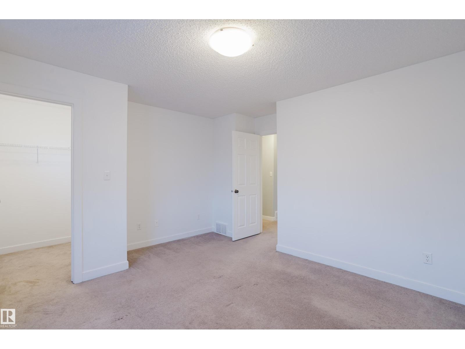 #30 6032 38 Av Nw Property Photo 26