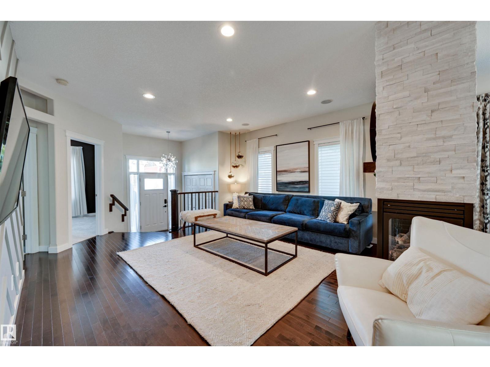 2327 Frezenberg Av Nw Property Photo 5