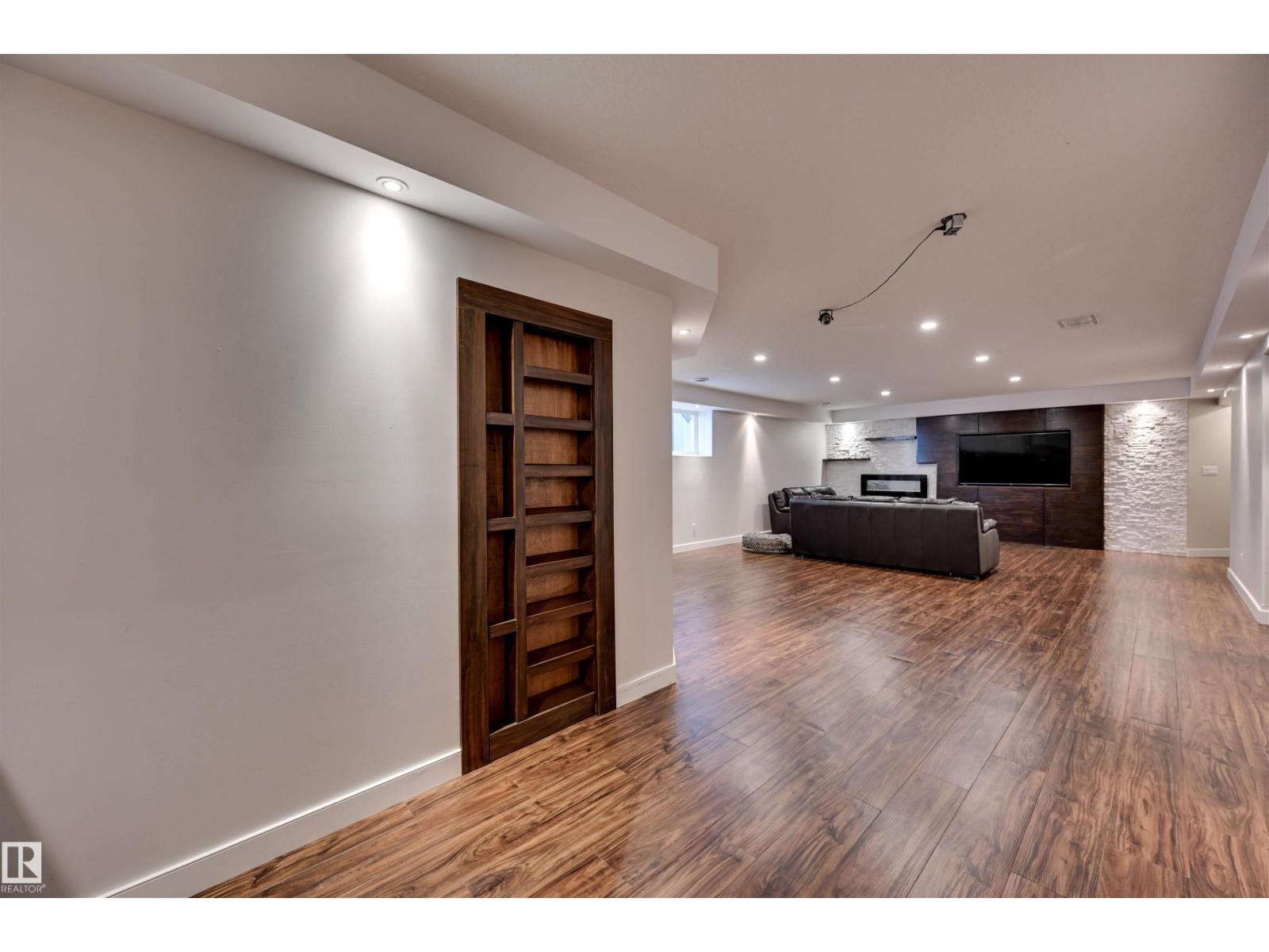 2327 Frezenberg Av Nw Property Photo 47
