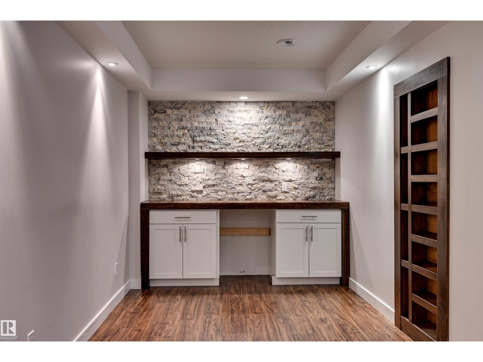2327 Frezenberg Av Nw Property Photo 50